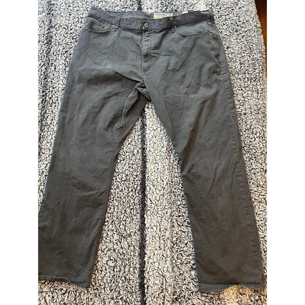 Men's Gray Wrangler Flex Straight Fit Jeans 42X31